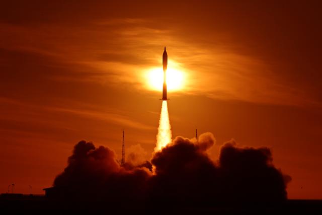 (251213) -- JIUQUAN, Dec. 13, 2025 (Xinhua) -- A Kuaizhou-11 Y8 carrier rocket carrying one space experimental spacecraft blasts off from the Jiuquan Satellite Launch Center in northwest China, Dec. 13, 2025. The rocket blasted off at 9:08 a.m. (Beijing Time). It successfully sent the payloads into the planned orbit. (Photo by Wang Jiangbo/Xinhua)