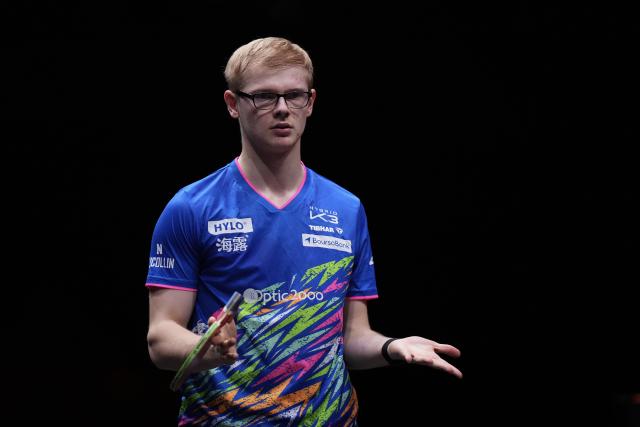 (251213) -- HONG KONG, Dec. 13, 2025 (Xinhua) -- Felix Lebrun competes during the men's singles quarterfianl match between Harimoto Tomokazu of Japan and Felix Lebrun of France at the WTT Finals Hong Kong 2025 in Hong Kong, south China, Dec. 13, 2025. (Xinhua/Lui Siu Wai)