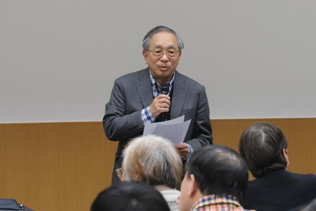 (251213) -- TOKYO, Dec. 13, 2025 (Xinhua) -- Akinobu Ito, president of Japan-China Workers Exchange Association, speaks during a testimony meeting on the Nanjing Massacre in Tokyo, Japan, Dec. 11, 2025. TO GO WITH "Feature: Nanjing Massacre survivors' testimonies renew calls in Japan to confront aggression history" (Xinhua/Li Ziyue)