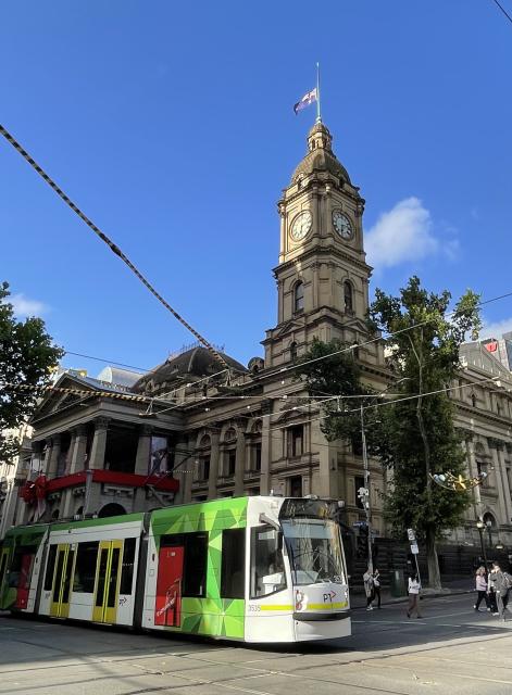 (251215) -- MELBOURNE, Dec. 15, 2025 (Xinhua) -- An Australian national flag flies at half-mast at the Melbourne Town Hall in Melbourne, Australia, Dec. 15, 2025.
  The death toll from a shooting at Sydney's Bondi Beach on Sunday has risen to 16, with a father and son identified as the attackers, police said Monday.
  The deceased range in age from 10 to 87 years old and includes one of the attackers.
   Another 40 people were being treated in hospital for their injuries as of Monday morning, five of whom were in critical condition. (Xinhua/Xu Haijing)