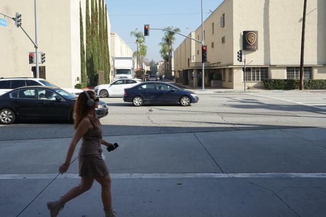 (251217) -- LOS ANGELES, Dec. 17, 2025 (Xinhua) -- This photo shows a view at Warner Bros. studio in Burbank, Los Angeles County, California, the United States, on Dec. 17, 2025. The board of Warner Bros. Discovery (WBD), a leading global media and entertainment company, on Wednesday recommended that shareholders reject Paramount Skydance's 108.4-billion-U.S.-dollar tender offer and reiterated its support for the Netflix combination. (Photo by Zeng Hui/Xinhua)