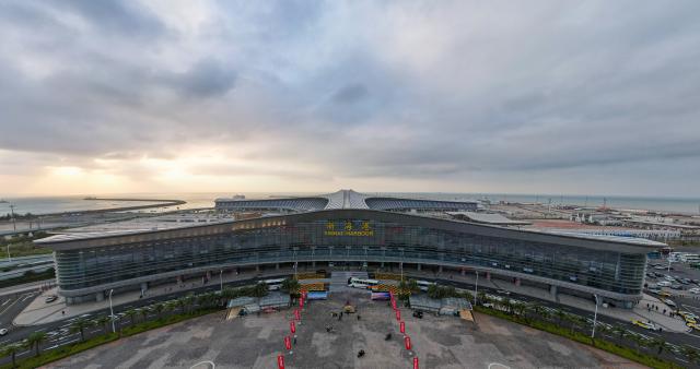(251218) -- HAIKOU, Dec. 18, 2025 (Xinhua) -- An aerial drone photo taken on Dec. 18, 2025 shows the Xinhai Harbour in Haikou, south China's Hainan Province. China on Thursday launched island-wide special customs operations in the Hainan Free Trade Port (FTP). (Xinhua/Yang Guanyu)