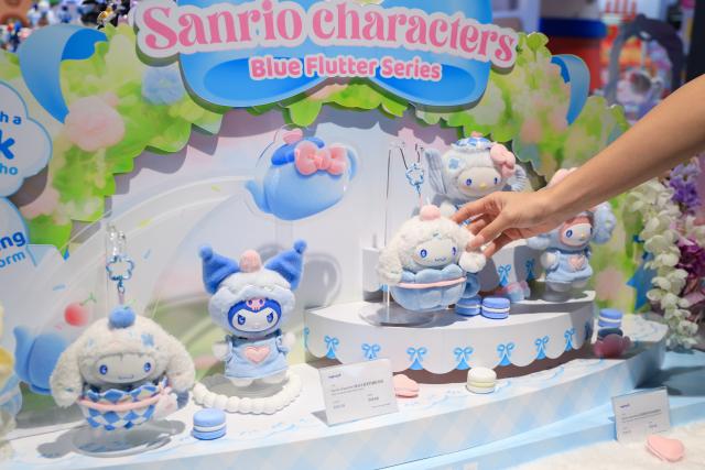 (251219) -- GUANGZHOU, Dec. 19, 2025 (Xinhua) -- This photo shows Sanrio-themed products at Guangzhou Moetch Cultural & Creative Co., Ltd. in Guangzhou, south China's Guangdong Province, Oct. 28, 2025.
  China is one of the world's largest markets and production bases for trendy toys. "Trendy toys," ranging from blind boxes to IP-themed merchandise, have emerged as a niche but fast-growing segment, reflecting the rise of emotion-driven consumption in the country.
   No longer just a manufacturing hub, China is also emerging as a source of original cultural exports and designed-in-China trendy toys are gaining international popularity. 
   Since 2024, a series of Chinese cultural and creative products have become breakout hits and trending topics online. Some well-known IPs, such as Labubu, Nezha, and Wukong, have raised waves of consumption craze through films, games, and various cultural derivatives.
   The country's designer toy market, valued at roughly 60 billion yuan (about 8.52 billion U.S. dollars) in 2023, is projected to reach 110.1 billion yuan by 2026, with annual growth rate exceeding 20 percent. (Xinhua/Huo Siying)