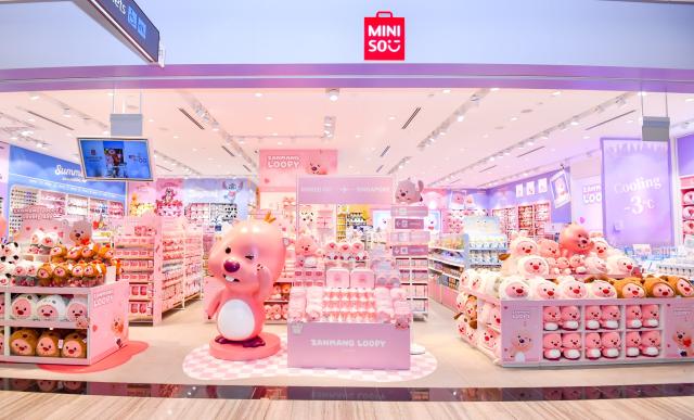(251219) -- GUANGZHOU, Dec. 19, 2025 (Xinhua) -- This undated file photo shows a MINISO store at Singapore Changi Airport in Singapore.
  China is one of the world's largest markets and production bases for trendy toys. "Trendy toys," ranging from blind boxes to IP-themed merchandise, have emerged as a niche but fast-growing segment, reflecting the rise of emotion-driven consumption in the country.
   No longer just a manufacturing hub, China is also emerging as a source of original cultural exports and designed-in-China trendy toys are gaining international popularity. 
   Since 2024, a series of Chinese cultural and creative products have become breakout hits and trending topics online. Some well-known IPs, such as Labubu, Nezha, and Wukong, have raised waves of consumption craze through films, games, and various cultural derivatives.
   The country's designer toy market, valued at roughly 60 billion yuan (about 8.52 billion U.S. dollars) in 2023, is projected to reach 110.1 billion yuan by 2026, with annual growth rate exceeding 20 percent. (Xinhua)