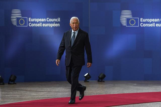 (251219) -- BRUSSELS, Dec. 19, 2025 (Xinhua) -- European Council President Antonio Costa enters the venue of a European Council summit in Brussels, Belgium, Dec. 18, 2025. The European Council on Friday approved a 90-billion-euro (about 105.4 billion U.S. dollars) loan package to support Ukraine's military and economic needs over the next two years.
   According to a European Council statement, the loan will be financed through European Union borrowing on the capital markets and backed by the EU budget "headroom," the unused margin in the budget that can be mobilized as a guarantee to support EU borrowing. (Xinhua/Peng Ziyang)