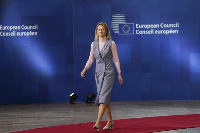 (251219) -- BRUSSELS, Dec. 19, 2025 (Xinhua) -- Kaja Kallas, the high representative for foreign affairs and security policy of the European Commission, enters the venue of a European Council summit in Brussels, Belgium, Dec. 18, 2025. The European Council on Friday approved a 90-billion-euro (about 105.4 billion U.S. dollars) loan package to support Ukraine's military and economic needs over the next two years.
   According to a European Council statement, the loan will be financed through European Union borrowing on the capital markets and backed by the EU budget "headroom," the unused margin in the budget that can be mobilized as a guarantee to support EU borrowing. (Xinhua/Peng Ziyang)