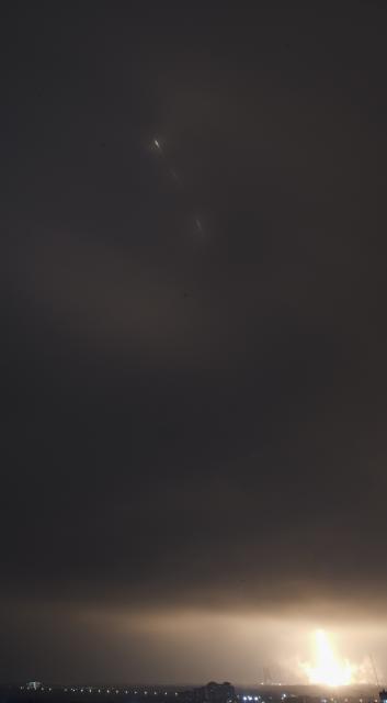 (251220) -- WENCHANG, Dec. 20, 2025 (Xinhua) -- A Long March-5 rocket carrying a new communication technology test satellite blasts off from the Wenchang Space Launch Site in south China's Hainan Province, Dec. 20, 2025. Launched at 8:30 p.m. (Beijing Time), the satellite has successfully entered its planned orbit.
   It will be mainly used to carry out multi-band and high-speed communication technology validation tests.
   The launch marks the 618th mission by the Long March carrier rocket series. (Xinhua/Yang Guanyu)