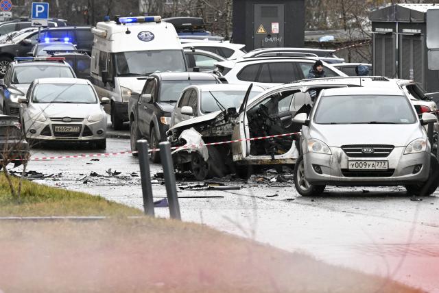 (251222) -- MOSCOW, Dec. 22, 2025 (Xinhua) -- This photo taken on Dec. 22, 2025 shows the car explosion site on Yasenevaya Street in southern Moscow, Russia. Russian Lieutenant General Fanil Sarvarov was killed in a car explosion in Moscow on Monday, the Russian Investigative Committee said.
   According to the committee, an explosive device was planted under a car and detonated on Yasenevaya Street in southern Moscow on Monday morning. Sarvarov, head of the Operational Training Directorate of the Russian Armed Forces' General Staff, died from injuries.
   An investigation has been launched into the murder, with authorities examining multiple possible motives, including alleged involvement by Ukrainian special services, it said. (Xinhua/Hao Jianwei)