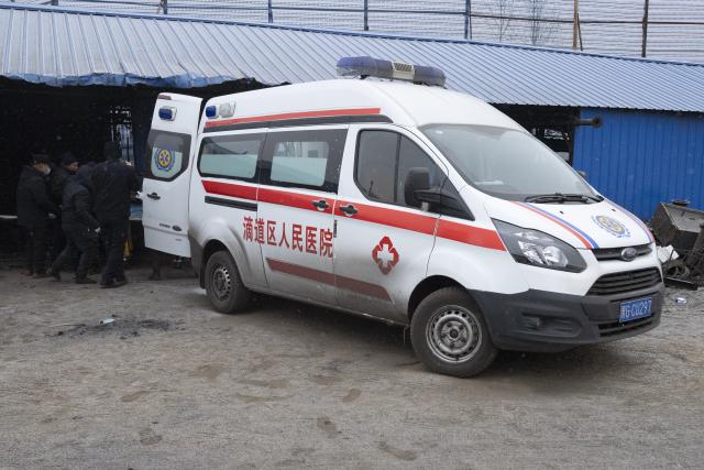(251223) -- HARBIN, Dec. 23, 2025 (Xinhua) -- The body of the last trapped miner is transported to a funeral home after a flooding accident at the Datonggou coal mine of Heilongjiang Fengyuan Mining Co., Ltd. in Jixi, northeast China's Heilongjiang Province, Dec. 23, 2025. The five people trapped in a coal mine accident on Sunday in northeast China's Heilongjiang Province have been confirmed dead, local authorities said on Tuesday.
   The flooding occurred at about 4:30 a.m. on Sunday at the Datonggou coal mine of Heilongjiang Fengyuan Mining Co., Ltd. in the city of Jixi, the Jixi publicity department said.
   Following intensive rescue operations, the bodies of all five individuals have been found but showed no signs of life. Post-accident response measures are now underway, and an investigation into the cause of the accident is ongoing. (Xinhua/Zhang Tao)