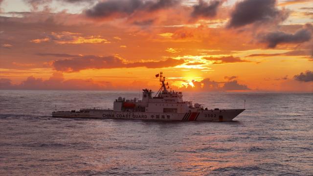(251225) -- SOUTH CHINA SEA, Dec. 25, 2025 (Xinhua) -- This aerial drone photo taken on Dec. 1, 2025 shows China Coast Guard (CCG) vessel Huangyan patrolling in the territorial waters of China's Huangyan Dao at sunset.
  The CCG vessel Huangyan conducted routine patrols in the territorial waters of China's Huangyan Dao from November to December. 
  The operations of CCG vessels aimed to strengthen the management and control of the related maritime areas and firmly safeguard China's territorial sovereignty and maritime rights and interests. (Photo by Dai Xulong/Xinhua)