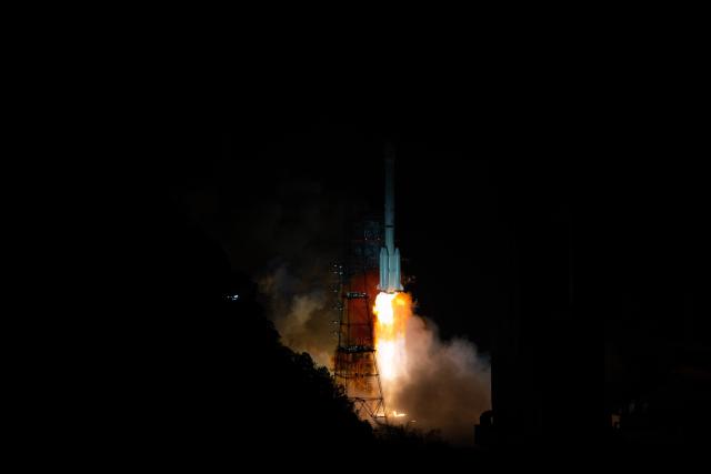 (251227) -- XICHANG, Dec. 27, 2025 (Xinhua) -- A Long March-3B rocket carrying the Fengyun-4 03 satellite blasts off from the Xichang Satellite Launch Center in southwest China's Sichuan Province, Dec. 27, 2025. The satellite has entered its planned orbit. (Photo by Zhang Hebin/Xinhua)