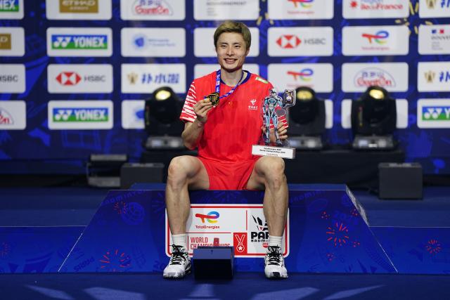 (251227) -- BEIJING, Dec. 27, 2025 (Xinhua) -- Here is Xinhua News Agency's selection of the 10 most significant pieces of Chinese sports news in 2025: At the 2025 BWF World Championships in Paris in August, China reached the finals in all five events for the first time in 14 years, finishing with two gold and three silver medals. Shi Yuqi ended the country's decade-long title drought in the men's singles at the badminton worlds, while Liu Shengshu and Tan Ning claimed their first women's doubles world title. In May, China defeated South Korea 3-1 to claim its fourth consecutive Sudirman Cup, and 14th overall, in the southeastern Chinese city of Xiamen.
This file photo taken on Aug. 31, 2025 shows gold medalist China's Shi Yuqi posing during the awarding ceremony for the men's singles event at the BWF World Championships 2025 in Paris, France. (Xinhua/Peng Ziyang)