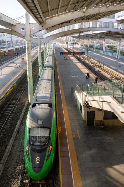 (251227) -- HEBEI, Dec. 27, 2025 (Xinhua) -- Train C125 stops at Baoding Railway Station along the Tianjin-Baoding Railway in Baoding, north China's Hebei Province, Dec. 27, 2025. The Tianjin-Baoding Railway, which began its operation on Dec. 28, 2015, is about to celebrate the 10th anniversary of its opening.
   The railway has sent a total of 98.073 million passengers as of Nov. 30. (Xinhua/Zhang Yudong)
