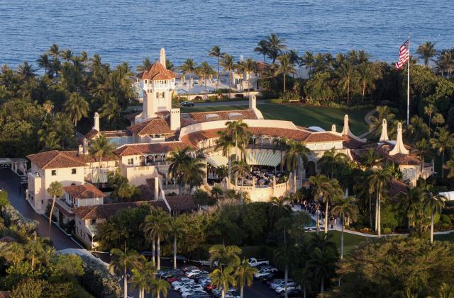 (251229) -- PALM BEACH, Dec. 29, 2025 (Xinhua) -- This file photo shows a view of the Mar-a-Lago estate in Palm Beach, Florida, the United States. U.S. President Donald Trump and Ukrainian President Volodymyr Zelensky met in Florida on Sunday on the latest draft of a peace plan aimed at ending the Ukraine crisis. (Xinhua)