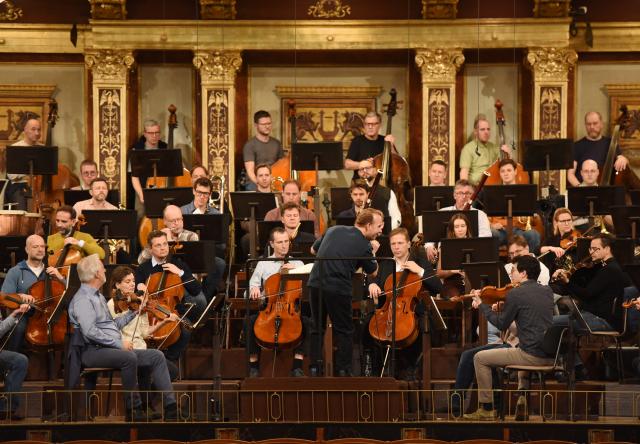 (251229) -- VIENNA, Dec. 29, 2025 (Xinhua) -- Members of the Vienna Philharmonic are seen at the rehearsal of the 2026 Vienna Philharmonic New Year's Concert in Vienna, Austria, Dec. 29, 2025. (Xinhua/He Canling)