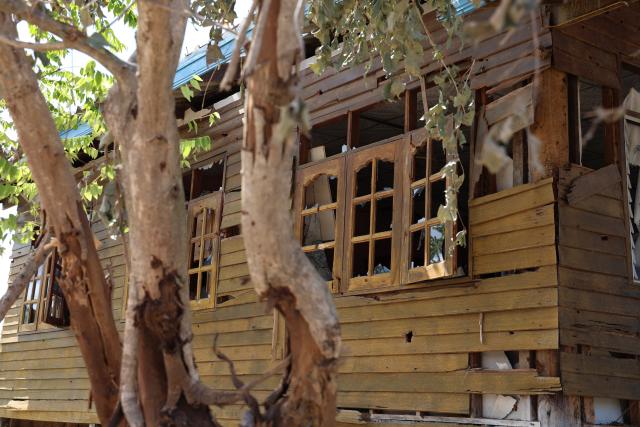 (251230) -- BEIJING, Dec. 30, 2025 (Xinhua) -- This photo taken on Dec. 28, 2025 shows a damaged house in Sa Kaew province near the Thailand-Cambodia border in Thailand. Thailand and Cambodia signed a joint statement on Saturday to agree on a ceasefire. (Xinhua/Sun Weitong)