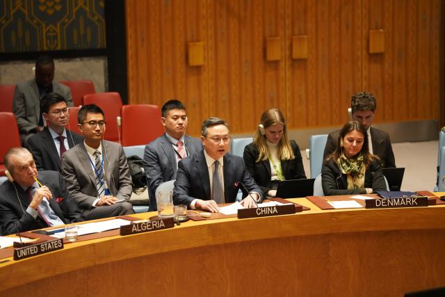 (251230) -- UNITED NATIONS, Dec. 30, 2025 (Xinhua) -- Sun Lei (C), China's deputy permanent representative to the United Nations, speaks at an emergency meeting of the Security Council at the UN headquarters in New York, on Dec. 29, 2025. China firmly opposes Israel's recognition of Somaliland, a breakaway region of Somalia, as a sovereign state, said Sun Lei, China's deputy permanent representative to the United Nations, on Monday. (Xinhua/Zhang Fengguo)