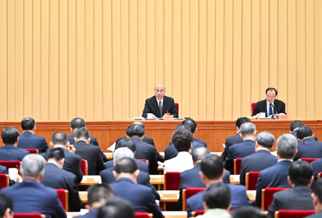 (251230) -- BEIJING, Dec. 30, 2025 (Xinhua) -- Chinese Vice Premier Liu Guozhong, also a member of the Political Bureau of the Communist Party of China Central Committee, speaks at the annual central rural work conference in Beijing, capital of China. The conference was held from Monday to Tuesday in Beijing. (Xinhua/Yue Yuewei)