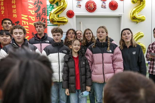 (251231) -- BEIJING, Dec. 31, 2025 (Xinhua) -- One Voice Children's Choir from the United States performs at the Peking Union Medical College Hospital (PUMCH) in Beijing, capital of China, Dec. 31, 2025. Fifty-six young performers from One Voice Children's Choir along with invited musicians gave a performance at the hospital on Wednesday. (Xinhua/Zhang Yuwei)