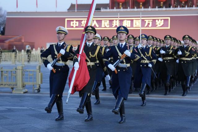 (260101) -- BEIJING, Jan. 1, 2026 (Xinhua) -- A grand national flag-raising ceremony is held at Tian'anmen Square in Beijing, capital of China, Jan. 1, 2026. (Xinhua/Ju Huanzong)
