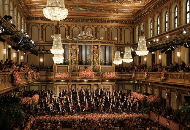 (260101) -- VIENNA, Jan. 1, 2026 (Xinhua) -- The Vienna Philharmonic Orchestra performs under the baton of conductor Yannick Nezet-Seguin during the 2026 Vienna Philharmonic New Year's Concert in Vienna, Austria, Jan. 1, 2026. (Dieter Nagl/The Vienna Philharmonic Orchestra/Handout via Xinhua)