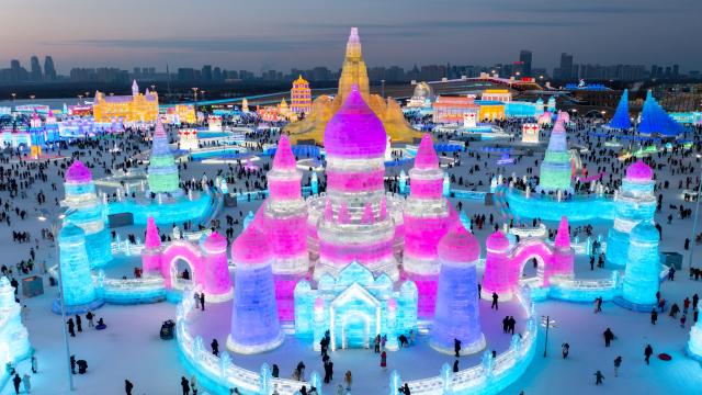 (260101) -- BEIJING, Jan. 1, 2026 (Xinhua) -- An aerial drone photo shows tourists visiting the Harbin Ice-Snow World in Harbin, northeast China's Heilongjiang Province, Jan. 1, 2026. People across China celebrate the arrival of 2026 with a wide range of festivities on Thursday, the first day of the year. (Photo by Wang Zhaobo/Xinhua)