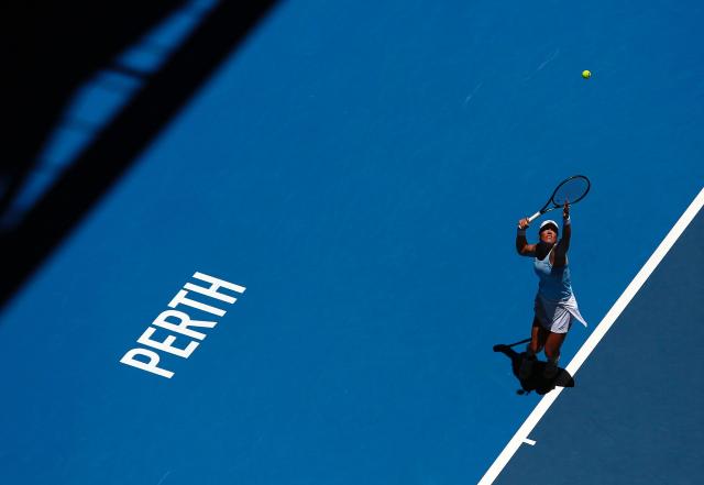 (260102) -- PERTH, Jan. 2, 2026 (Xinhua) -- Solana Sierra of Argentina serves during the women's singles match against Jessica Bouzas Maneiro of Spain in the Group A round robin match between Spain and Argentina at the 2026 United Cup tennis tournament in Perth, Australia, Jan. 2, 2026. (Photo by Zhou Dan/Xinhua)