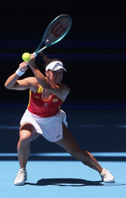 (260105) -- PERTH, Jan. 5, 2026 (Xinhua) -- Jessica Bouzas Maneiro of Spain hits a return during the women's singles match against Coco Gauff of the United States in the Group A round robin match between USA and Spain at the 2026 United Cup tennis tournament in Perth, Australia, Jan. 5, 2026. (Photo by Zhou Dan/Xinhua)
