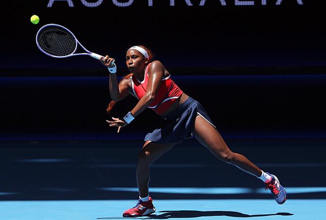(260105) -- PERTH, Jan. 5, 2026 (Xinhua) -- Coco Gauff of the United States hits a return during the women's singles match against Jessica Bouzas Maneiro of Spain in the Group A round robin match between USA and Spain at the 2026 United Cup tennis tournament in Perth, Australia, Jan. 5, 2026. (Photo by Zhou Dan/Xinhua)