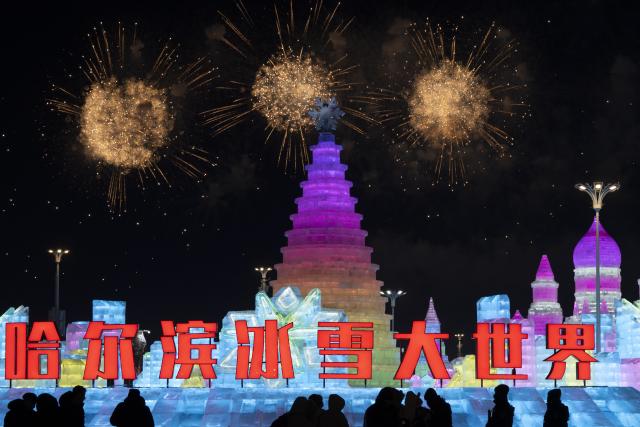 (260105) -- HARBIN, Jan. 5, 2026 (Xinhua) -- This photo taken on Jan. 5, 2026 shows a firework show at the Harbin Ice-Snow World in Harbin, northeast China's Heilongjiang Province. The 42nd Harbin International Ice and Snow Festival kicked off at the Harbin Ice-Snow World here on Monday. (Xinhua/Zhang Tao)