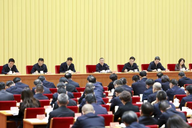 (260105) -- BEIJING, Jan. 5, 2026 (Xinhua) -- Li Shulei, a member of the Political Bureau of the Communist Party of China (CPC) Central Committee and head of the Publicity Department of the CPC Central Committee, presides over a meeting attended by publicity officials from across the country and outlines key tasks in Beijing, capital of China, Jan. 5, 2026. (Xinhua/Ding Haitao)