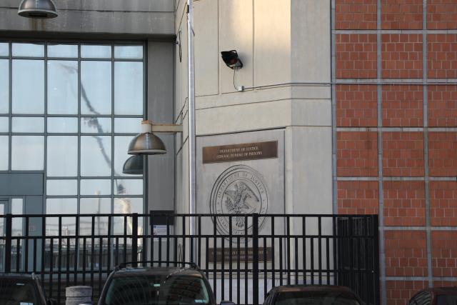 (260108) -- NEW YORK, Jan. 8, 2026 (Xinhua) -- This photo taken on Jan. 7, 2026 shows the Metropolitan Detention Center in Brooklyn, New York, the United States. In an operation that unfolded swiftly on Saturday, Maduro and his wife, Cilia Flores, were seized in a large-scale U.S. military strike in the dead of night, flown out of Venezuela, and put in custody in the Metropolitan Detention Center in Brooklyn. (Xinhua/Zhang Fengguo)