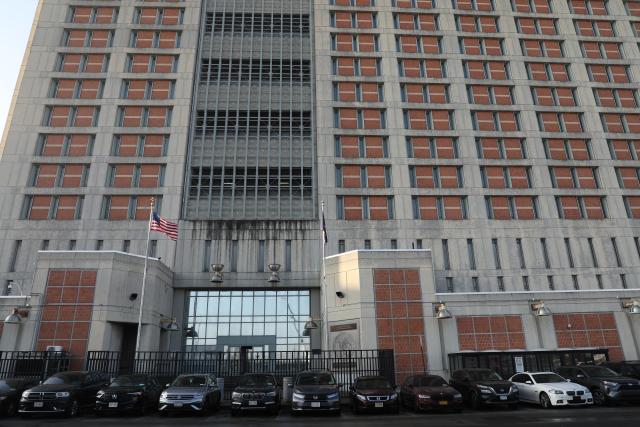 (260108) -- NEW YORK, Jan. 8, 2026 (Xinhua) -- This photo taken on Jan. 7, 2026 shows the Metropolitan Detention Center in Brooklyn, New York, the United States. In an operation that unfolded swiftly on Saturday, Maduro and his wife, Cilia Flores, were seized in a large-scale U.S. military strike in the dead of night, flown out of Venezuela, and put in custody in the Metropolitan Detention Center in Brooklyn. (Xinhua/Zhang Fengguo)