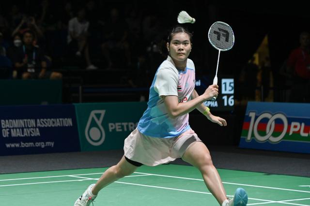 (260108) -- KUALA LUMPUR, Jan. 8, 2026 (Xinhua) - Busanan Ongbamrungphan of Thailand hits a return during the women's singles round of 16 match against Chen Yufei of China at the Malaysia Open 2026 badminton tournament in Kuala Lumpur, Malaysia, Jan. 8, 2026. (Photo by Chong Voon Chung/Xinhua)
