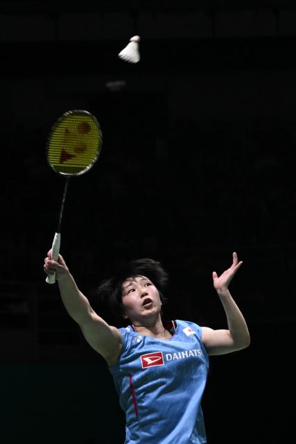 (260108) -- KUALA LUMPUR, Jan. 8, 2026 (Xinhua) -- Yamaguchi Akane of Japan hits a return during the women's singles round of 16 match against Gao Fangjie of China at the Malaysia Open 2026 badminton tournament in Kuala Lumpur, Malaysia, Jan. 8, 2026. (Xinhua/Cheng Yiheng)