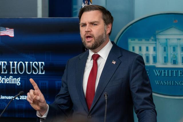 (260109) -- WASHINGTON, Jan. 9, 2026 (Xinhua) -- U.S. Vice President JD Vance speaks to reporters during a press briefing at the White House in Washington, D.C., the United States, Jan. 8, 2026.
  Vance said on Thursday that currently part of his job is "to try to ensure that Venezuela is stable" and to ensure that the acting Venezuelan government "actually listens to the United States and does what the United States needs it to do under our country's best interest." (Photo by Li Yuanqing/Xinhua)