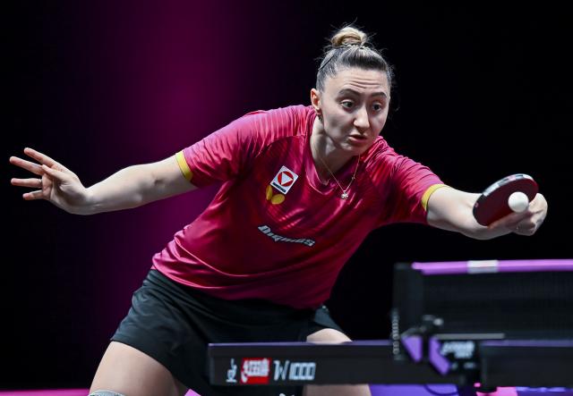 (260109) -- DOHA, Jan. 9, 2026 (Xinhua) -- Sofia Polcanova of Austria hits a return during the women's singles round of 16 match against Wang Yidi of China at the WTT Champions Doha 2026 in Doha, Qatar, Jan. 9, 2026. (Photo by Nikku/Xinhua)