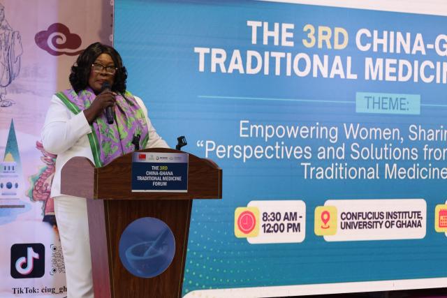 (260109) -- ACCRA, Jan. 9, 2026 (Xinhua) -- Anastasia Yirenkyi, director of the Traditional and Alternative Medicine Directorate at Ghana's Ministry of Health, speaks during the Third China-Ghana Traditional Medicine Forum in Accra, Ghana, Jan. 8, 2026. TO GO WITH "Roundup: Chinese, Ghanaian experts promote traditional medicine in women's healthcare" (Photo by Seth/Xinhua)