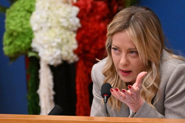 (260109) -- ROMA, Jan. 9, 2026 (Xinhua) -- Italian Prime Minister Giorgia Meloni speaks at a press conference in Rome, Italy, Jan. 9, 2026. (Photo by Alberto Lingria/Xinhua)