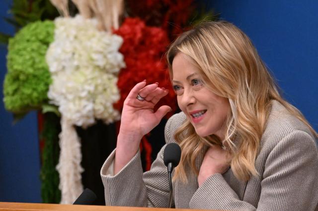 (260109) -- ROMA, Jan. 9, 2026 (Xinhua) -- Italian Prime Minister Giorgia Meloni speaks at a press conference in Rome, Italy, Jan. 9, 2026. (Photo by Alberto Lingria/Xinhua)