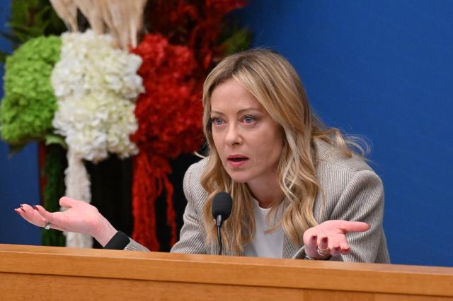 (260109) -- ROMA, Jan. 9, 2026 (Xinhua) -- Italian Prime Minister Giorgia Meloni speaks at a press conference in Rome, Italy, Jan. 9, 2026. (Photo by Alberto Lingria/Xinhua)