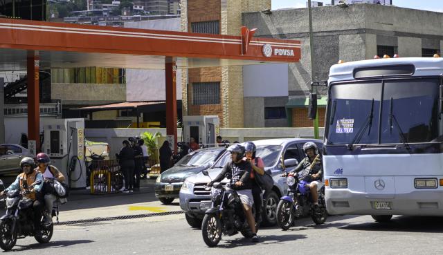 (260109) -- CARACAS, Jan. 9, 2026 (Xinhua) -- A gas station belonging to the Petroleums of Venezuela, S.A., is pictured in Caracas, Venezuela, Jan. 9, 2026. (Xinhua/Ding Hongfa)