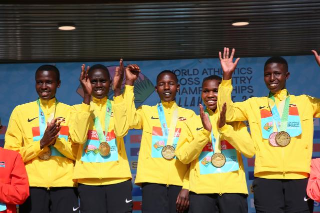(260111) -- TALLAHASSEE, Jan. 11, 2026 (Xinhua) -- Gold medalists team Uganda celebrate during the medal ceremony for the Junior Women's team event at the World Athletics Cross Country Championships 2026 in Tallahassee, Florida, the United States, on Jan. 10, 2026. (Xinhua/Zhang Fengguo)