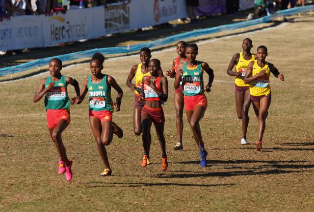 (260111) -- TALLAHASSEE, Jan. 11, 2026 (Xinhua) -- Ethiopia's Marta Alemayo (1st L) and Wosane Asefa (2nd L) compete during the U20 women's race at the World Athletics Cross Country Championships 2026 in Tallahassee, Florida, the United States, on Jan. 10, 2026. (Xinhua/Zhang Fengguo)