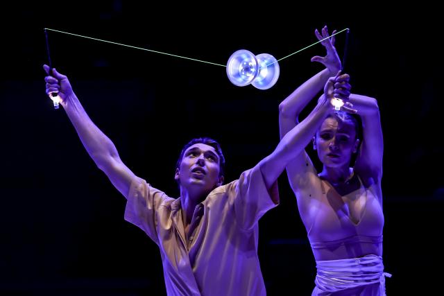 (260113) -- BUDAPEST, Jan. 13, 2026 (Xinhua) -- Artists perform during the gala show of the 16th Budapest International Circus Festival in Budapest, Hungary, on Jan. 12, 2026. (Photo by David Balogh/Xinhua)