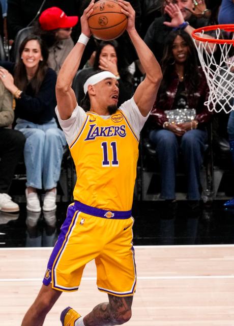(260113) -- SACRAMENTO, Jan. 13, 2026 (Xinhua) -- Los Angeles Lakers' Jaxson Hayes dunks during the 2025-2026 NBA regular season game between Sacramento Kings and Los Angeles Lakers in Sacramento, the United States, on Jan. 12, 2026. (Photo by Sun Yuxuan/Xinhua)