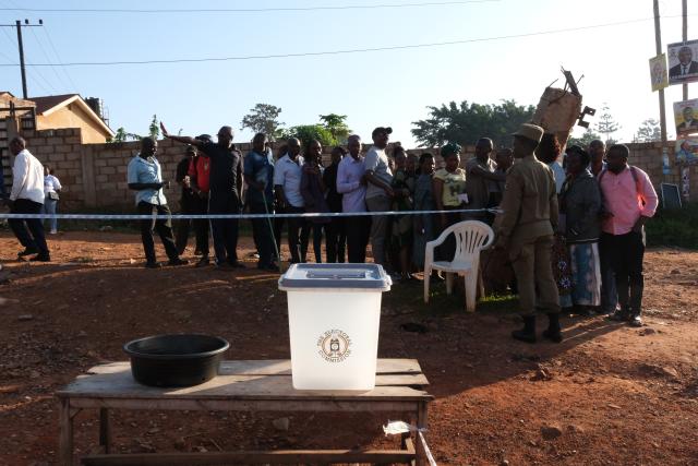 (260115) -- KAMPALA, Jan. 15, 2026 (Xinhua) -- Voters queue to cast their ballots at a polling station in Kampala, Uganda, on Jan. 15, 2026. Presidential and parliamentary elections kicked off in Uganda as people queued to cast ballots on Thursday.
   More than 21 million Ugandans are expected to vote to elect the president, 353 directly elected members of parliament and 146 district women representatives on the day.
   Eight candidates are vying for the presidency, including incumbent President Yoweri Museveni, who is seeking a seventh five-year term in office. His main rival is Robert Kyagulanyi, also known as Bobi Wine, a pop-star-turned politician. (Photo by Hajarah Nalwadda/Xinhua)