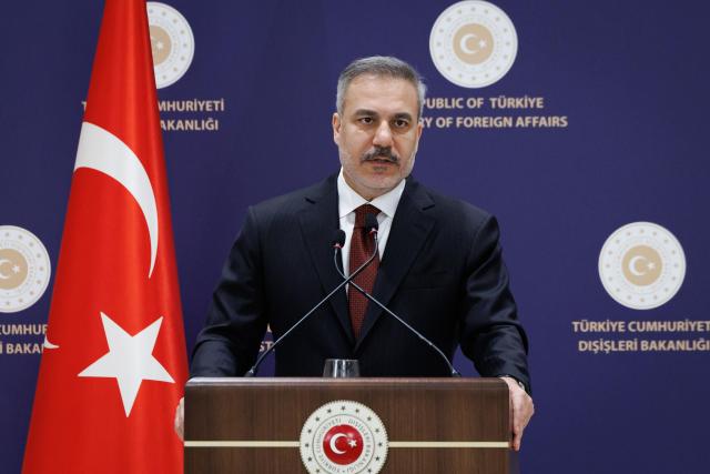 (260115) -- ISTANBUL, Jan. 15, 2026 (Xinhua) -- Turkish Foreign Minister Hakan Fidan speaks at a press briefing in Istanbul, Türkiye, Jan. 15, 2026. Türkiye opposes any military operation against Iran and supports efforts to preserve regional stability, Foreign Minister Hakan Fidan said at a press briefing on Thursday. (Ministry of Foreign Affairs of Türkiye/Handout via Xinhua)