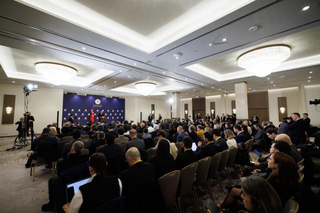 (260115) -- ISTANBUL, Jan. 15, 2026 (Xinhua) -- Turkish Foreign Minister Hakan Fidan speaks at a press briefing in Istanbul, Türkiye, Jan. 15, 2026. Türkiye opposes any military operation against Iran and supports efforts to preserve regional stability, Foreign Minister Hakan Fidan said at a press briefing on Thursday. (Ministry of Foreign Affairs of Türkiye/Handout via Xinhua)