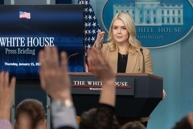 (260116) -- WASHINGTON, Jan. 16, 2026 (Xinhua) -- White House Press Secretary Karoline Leavitt gestures during a press briefing at the White House in Washington, D.C., the United States, on Jan. 15, 2026. U.S. President Donald Trump is keeping all options on the table for responding to Iran's unrest, White House Press Secretary Karoline Leavitt said Thursday. (Photo by Li Yuanqing/Xinhua)